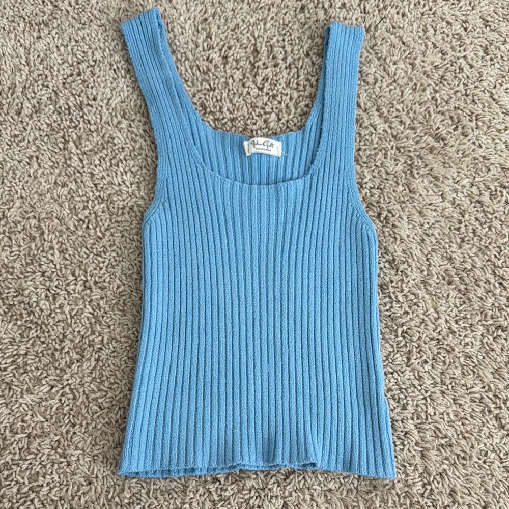 Brandy Melville top